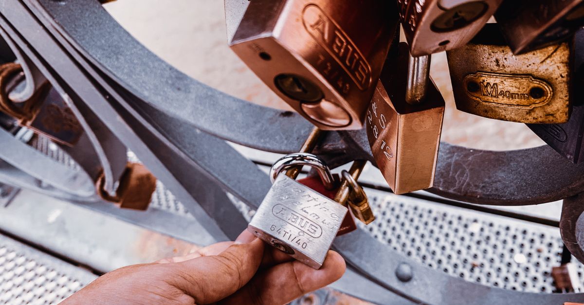 locksmith service technician — Cresskill Locksmith